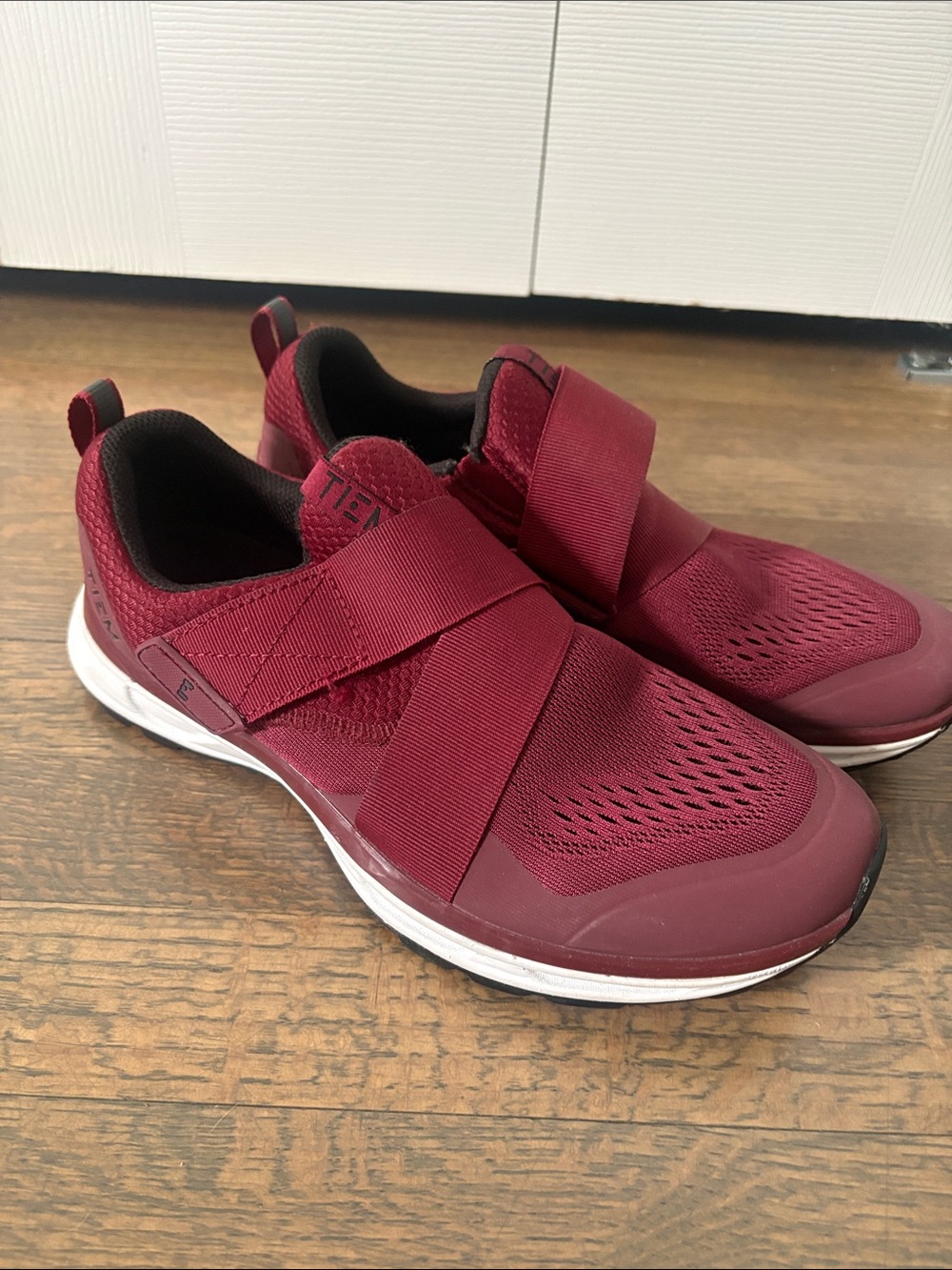 TIEM Spin Shoes in Burgundy for Women